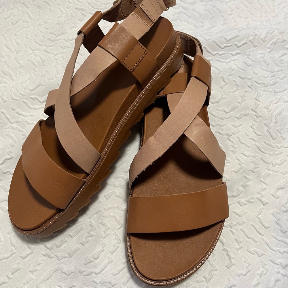 Sorel Women's Roaming Crisscross Sandals Size 9.5